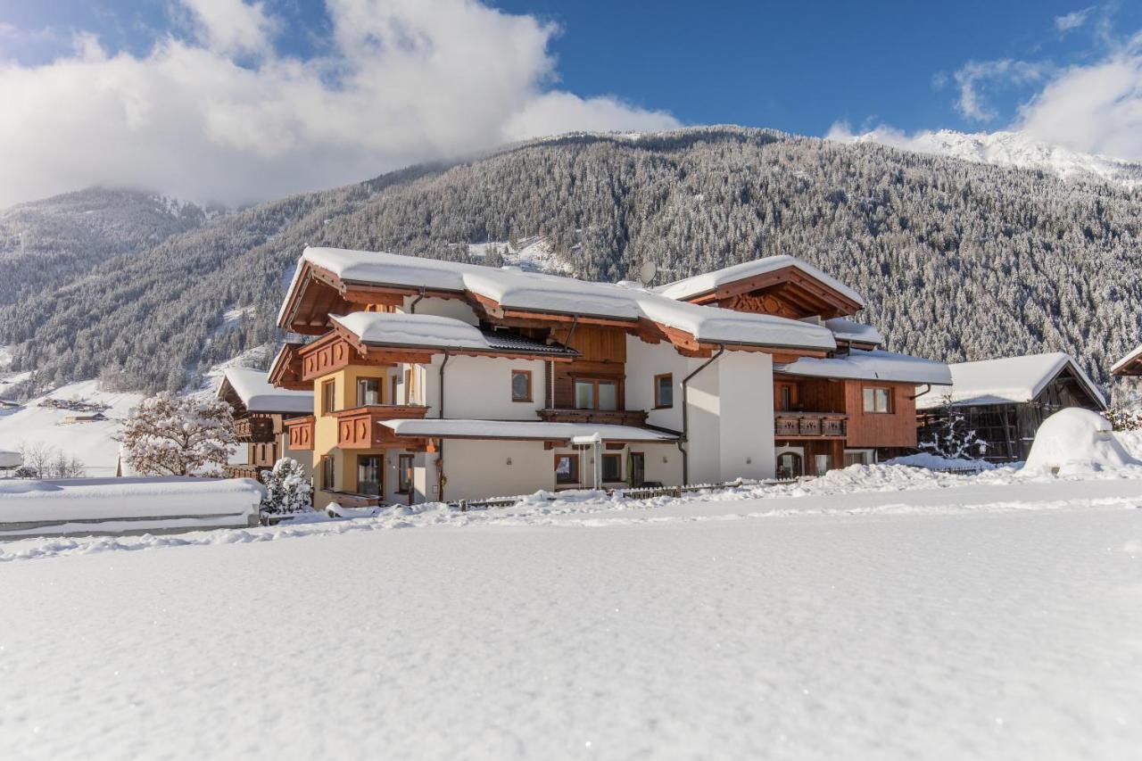 Apartamento Haus Rosmarie Neustift im Stubaital Exterior foto
