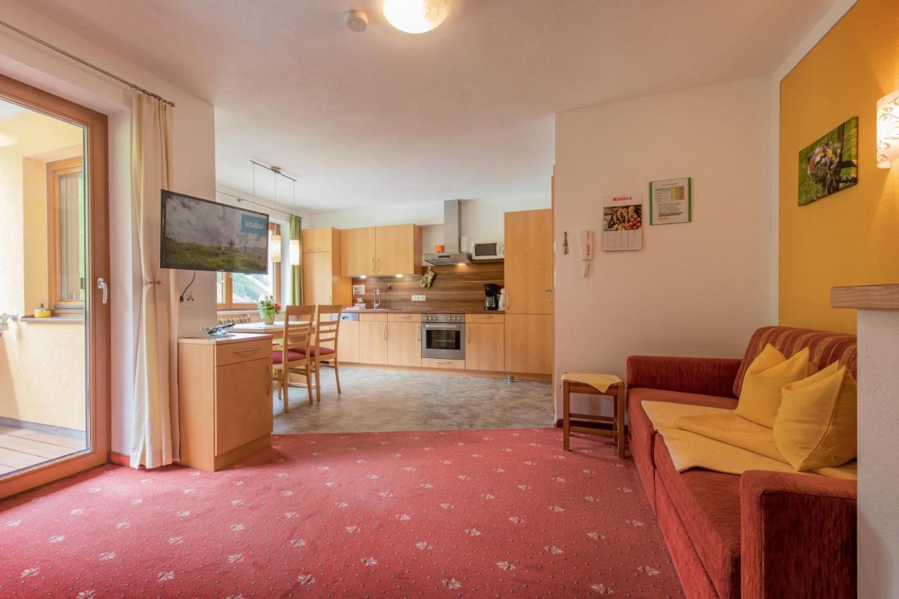 Apartamento Haus Rosmarie Neustift im Stubaital Exterior foto