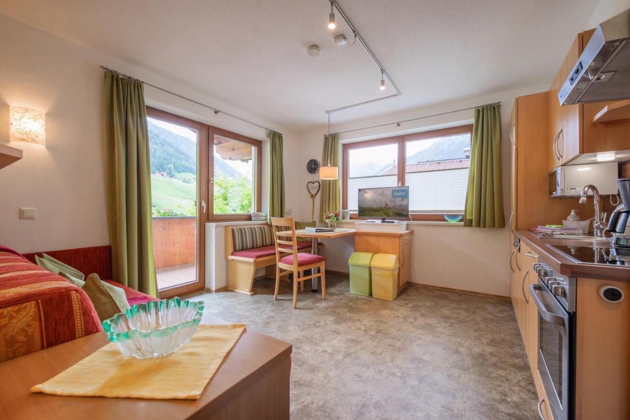 Apartamento Haus Rosmarie Neustift im Stubaital Exterior foto