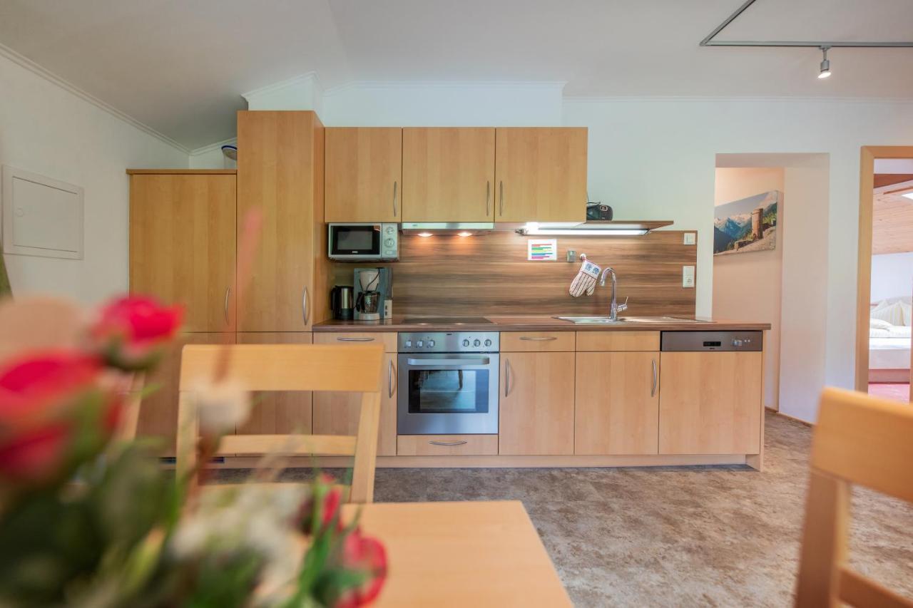 Apartamento Haus Rosmarie Neustift im Stubaital Exterior foto