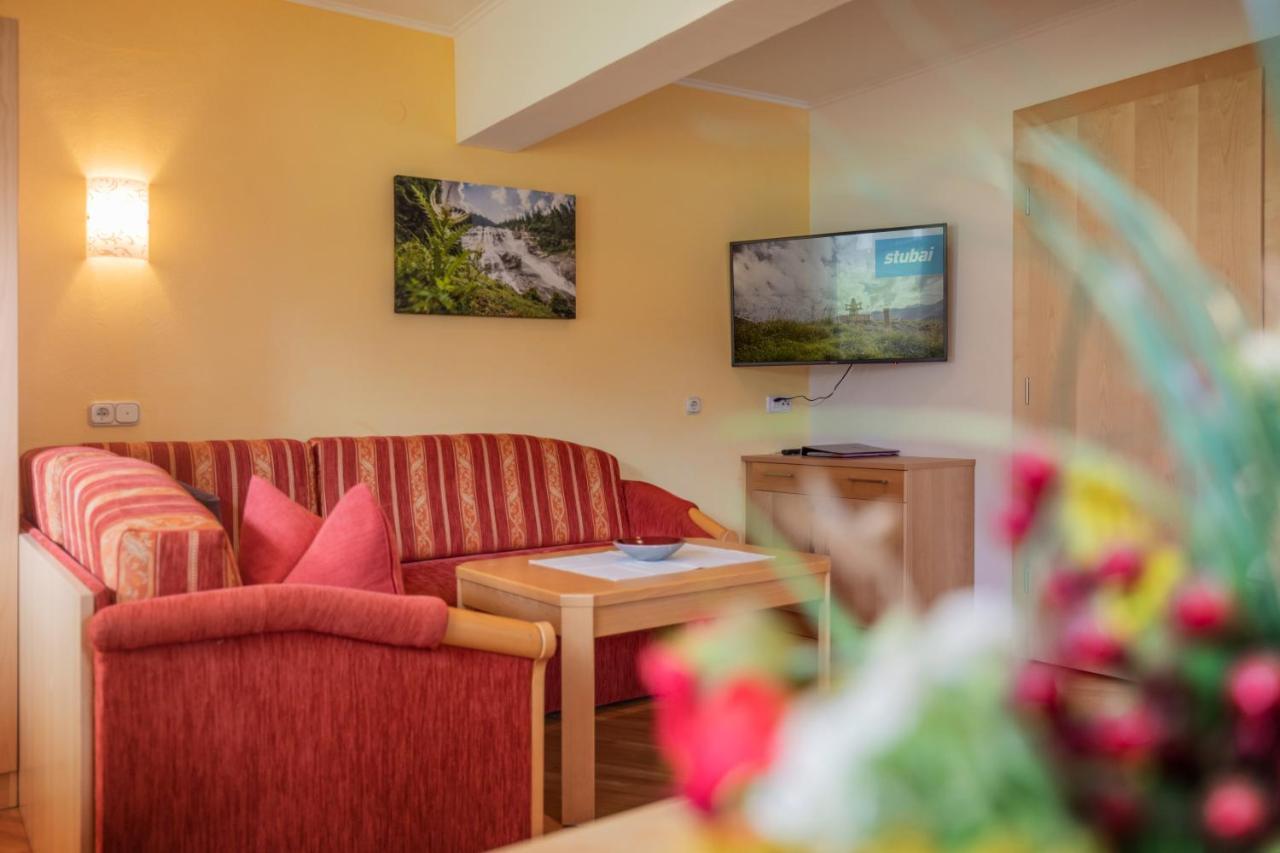 Apartamento Haus Rosmarie Neustift im Stubaital Exterior foto