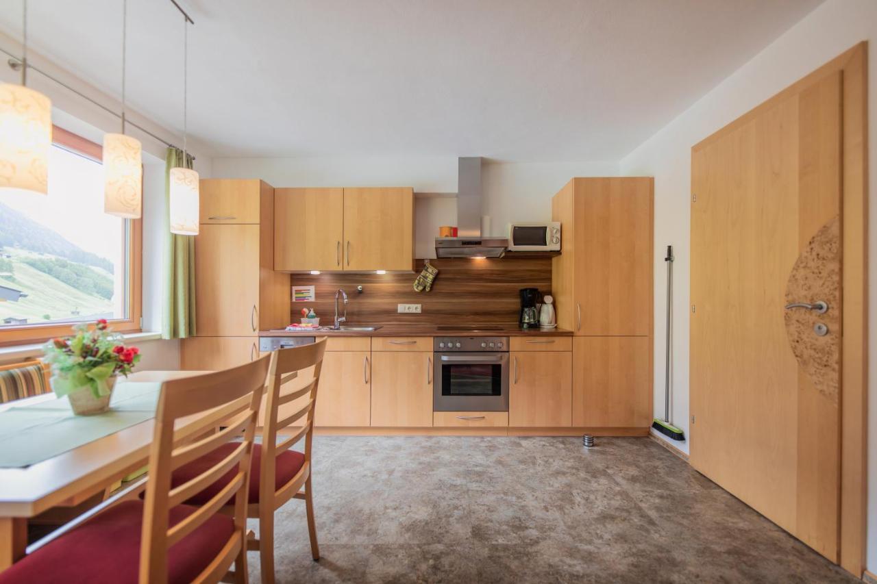 Apartamento Haus Rosmarie Neustift im Stubaital Exterior foto