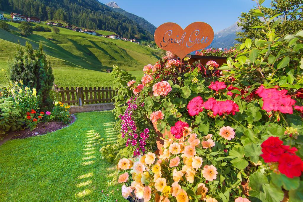 Apartamento Haus Rosmarie Neustift im Stubaital Exterior foto